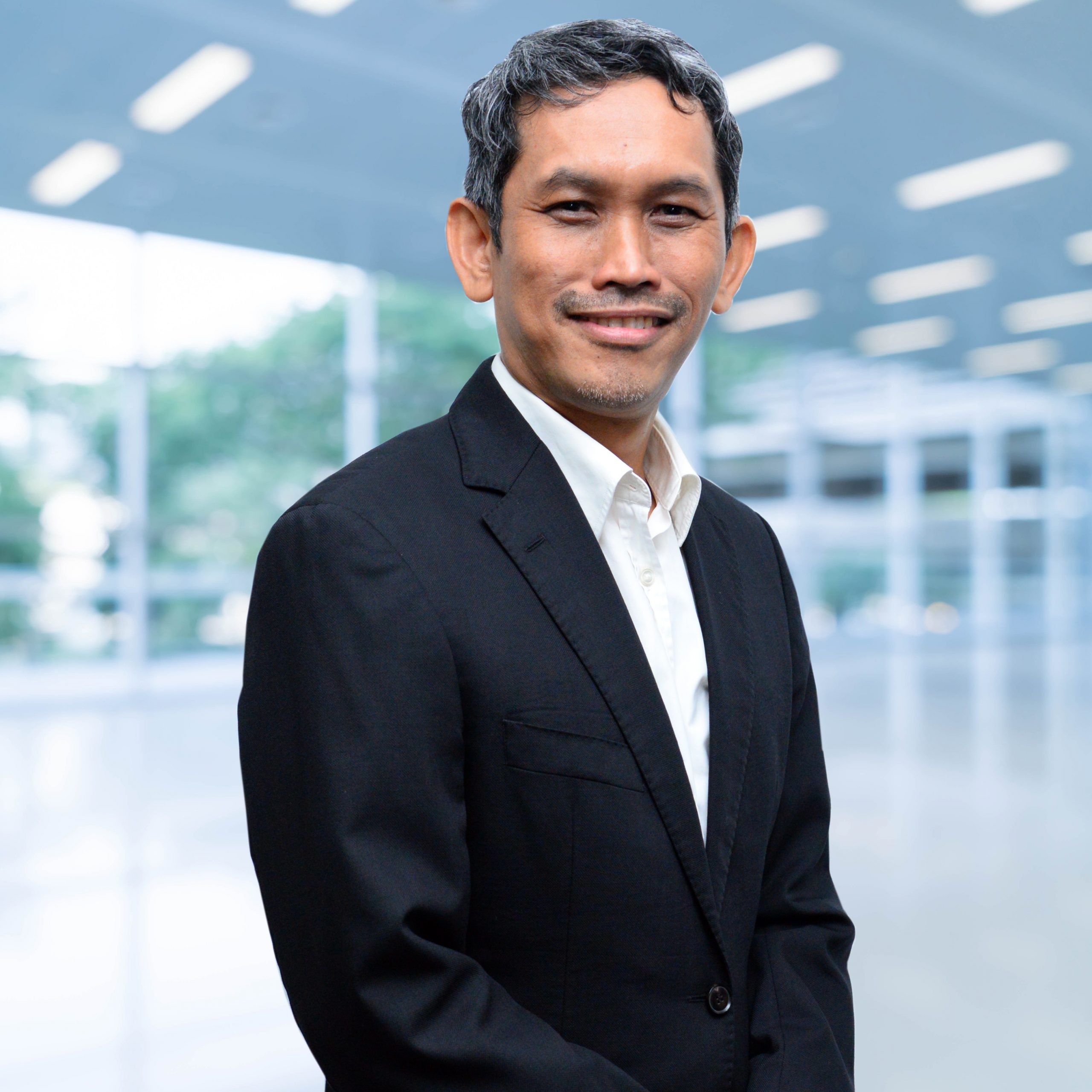 https://tnbgenco.com.my/wp-content/uploads/2021/12/Muhamad-Nazri-Bin-Pazil-scaled.jpg