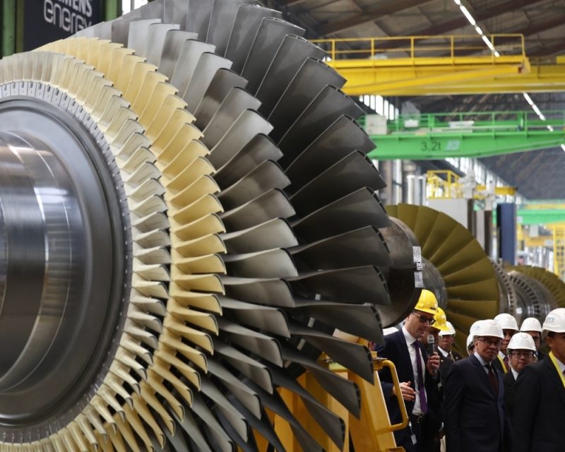 PM Anwar Visits Siemens Energy in Berlin